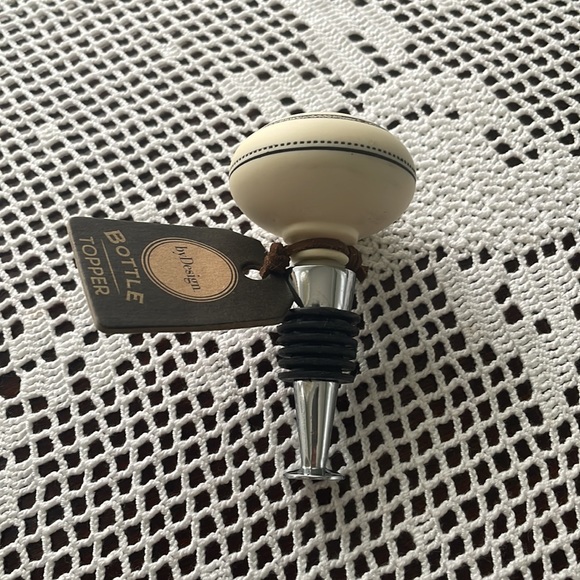 NWT Demdaco By Design Wine Bottle Topper - Picture 2 of 3